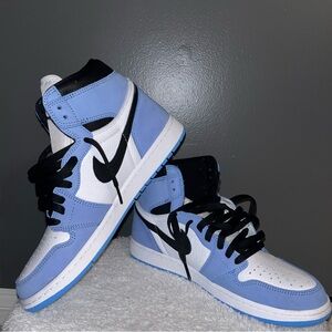 Retro High OG Blue and white Air Jordan 1 Size 10